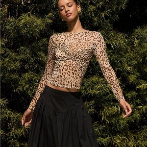 NWT Size XL - Sarah Hann Emma Mesh Leopard Top (NWT US$ 78)